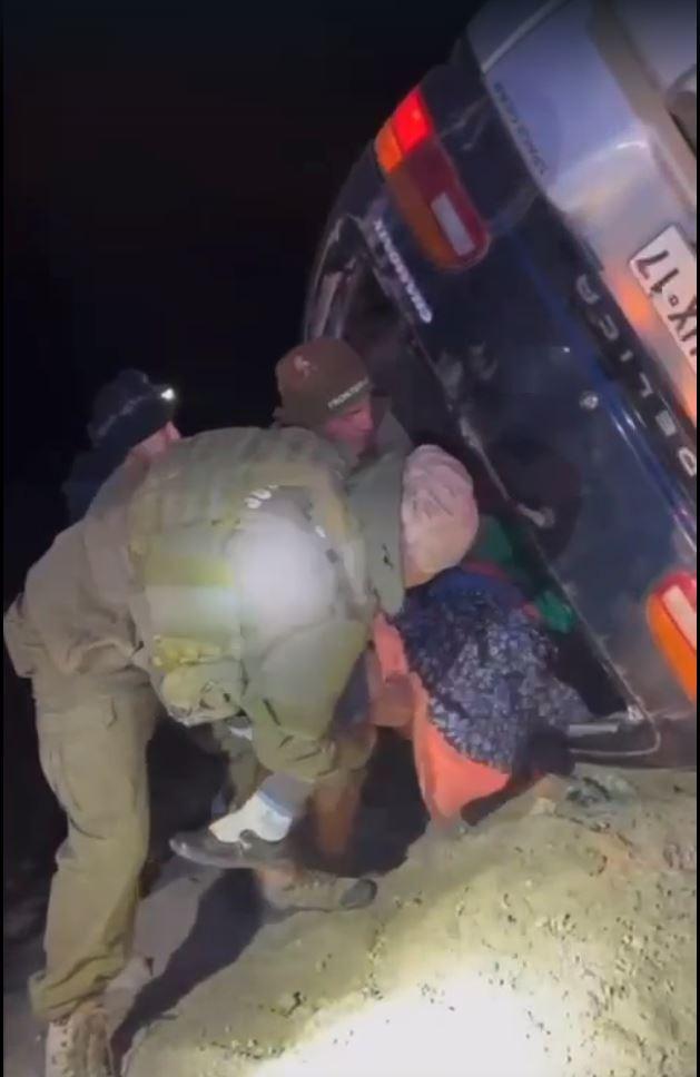 Carabineros rescató familia en Putre