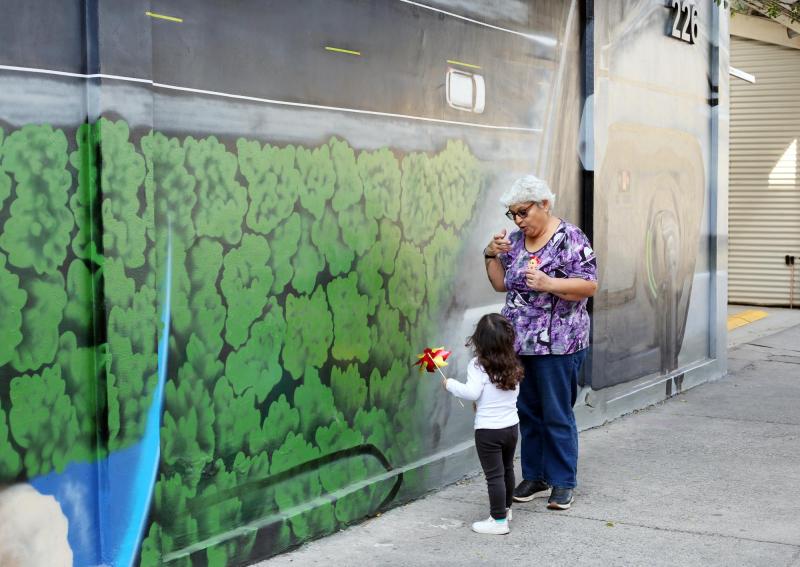 Gildemeister inaugura mural urbano