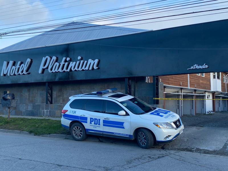 Hallan cuerpo de un hombre en pieza de motel de Punta Arenas
