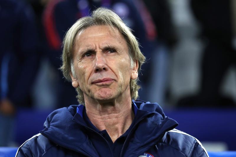 Ricardo Gareca dejó abierta la posibilidad de convocar a Arturo Vidal y Gary Medel a La Roja / Créditos: Photosport