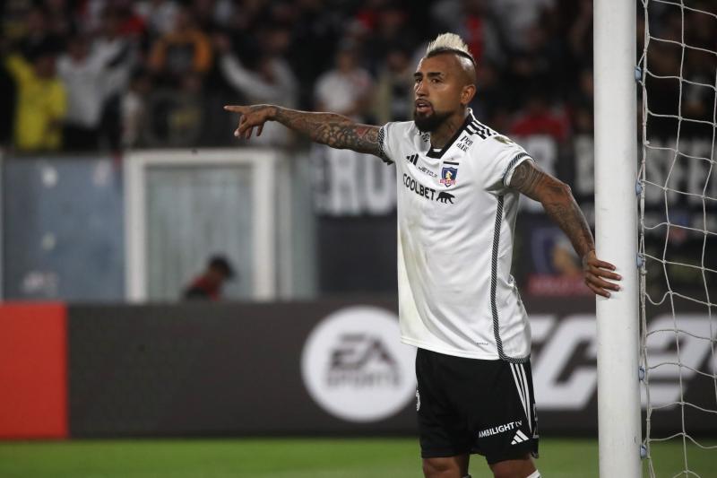 Colo Colo enfrenta a Alianza Lima por Copa Libertadores. / Photosport