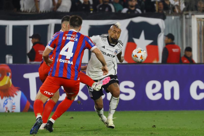 Arturo Vidal en Copa Libertadores de América con Colo Colo - Créditos: Photosport