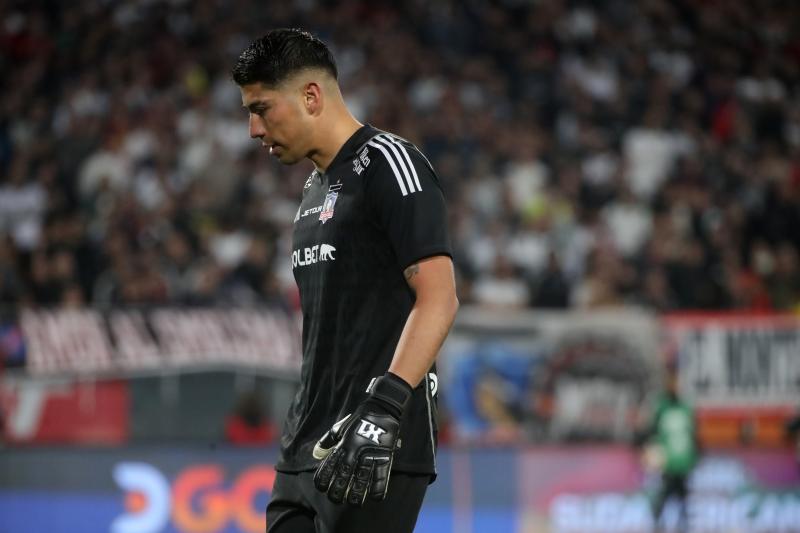 Brayan Cortés es una de las bajas obligadas de Colo Colo - Crédito: Photosport