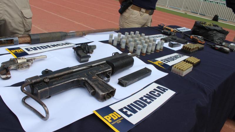 Subametralladora decomisada en operativo anti marihuana en Ovalle