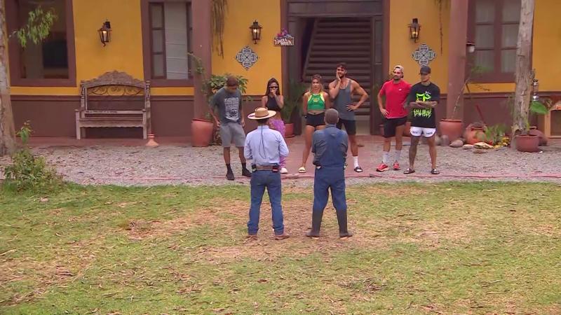 Canal 13 - Capataz se despide de los finalistas de 'Tierra Brava'