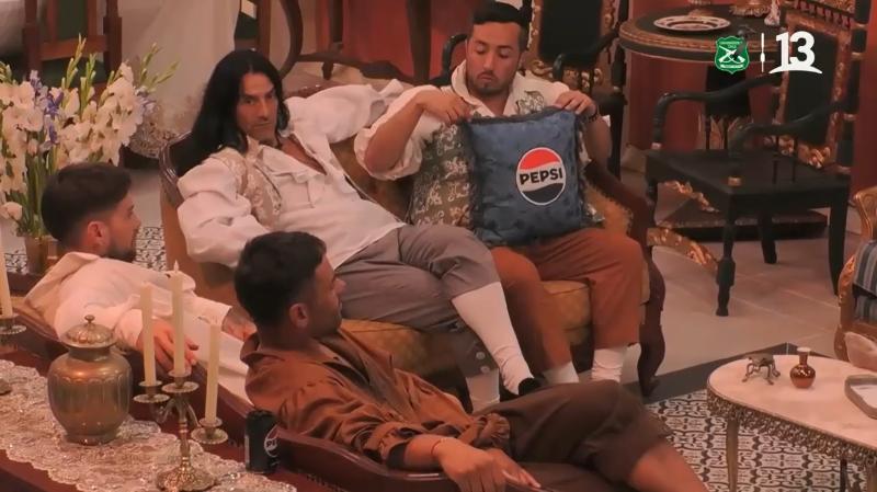 Canal 13 - Claudio Valdivia y Coca Mendoza en '¿Ganar o Servir?'