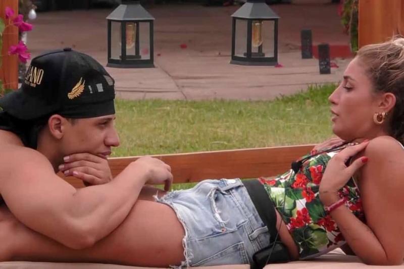 Canal 13 - Uriel y Daniela Castro