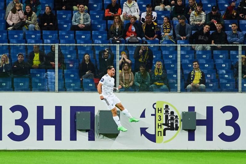 Jordhy Thompson vive un momento dulce y agraz en Rusia - Instagram