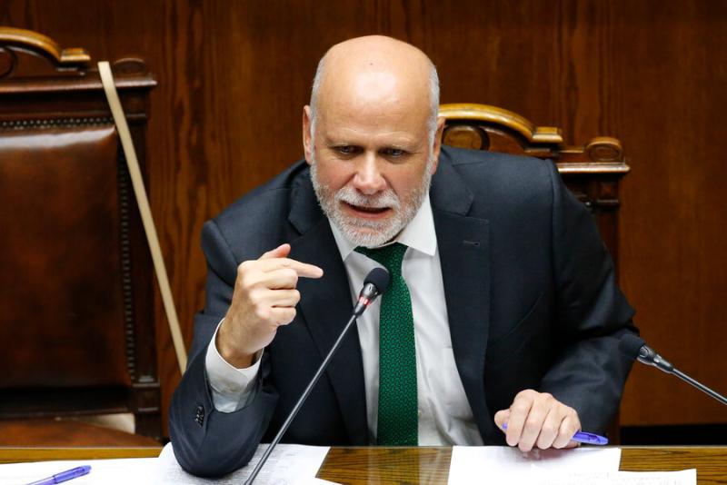 Agencia Uno - Ministro de la Segpres, Álvaro Elizalde