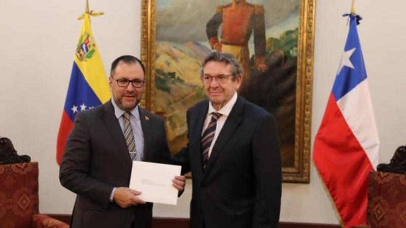 Gobierno de Chile - Canciller de Venezuela y embajador Gazmuri
