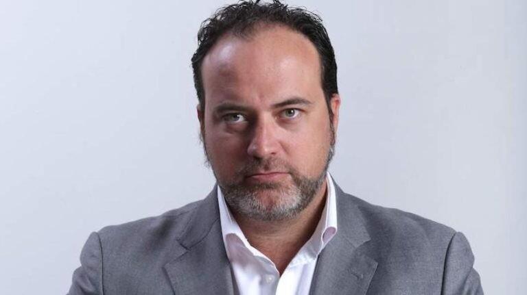 ATON - Daniel Sauer por Caso Hermosilla