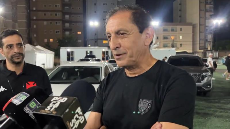 Ramón Díaz, entrenador de Gary Medel en Vasco, tuvo que aclarar sus polémicos dichos - Créditos: Captura
