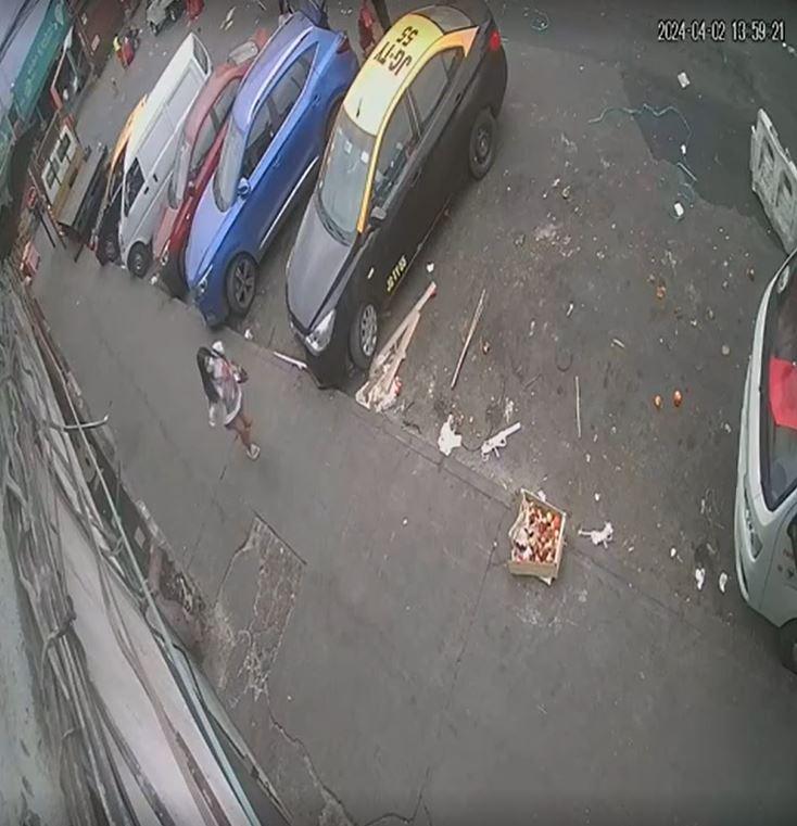 Mujer abandonó a bebé en Recoleta