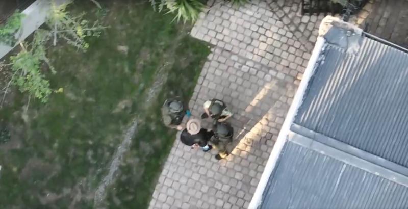 Así fue la detención del sujeto parapetado en Las Condes