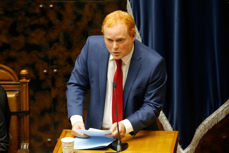 ATON - Senador Rojo Edwards