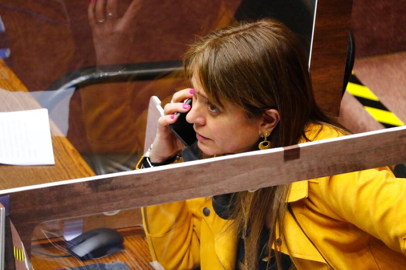 Agencia Uno - Exsenadora Jacqueline van Rysselberghe