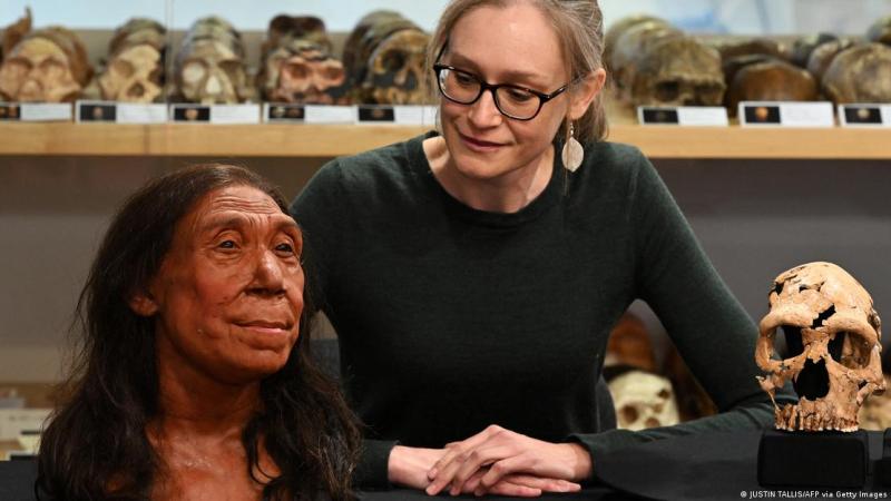 La Dra. Emma Pomeroy, paleoantropóloga de la Universidad de Cambridge, es una de las responsables de la investigación.