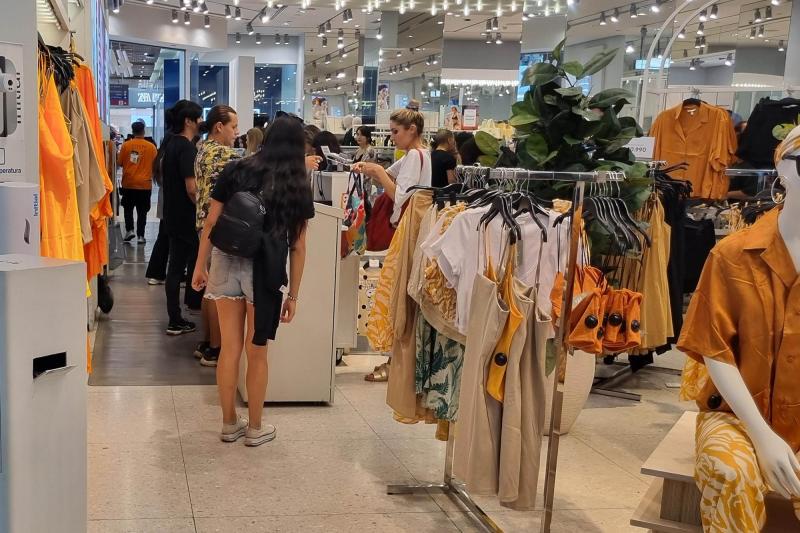 Horarios comercio 21 de mayo - Referencial Agencia Uno