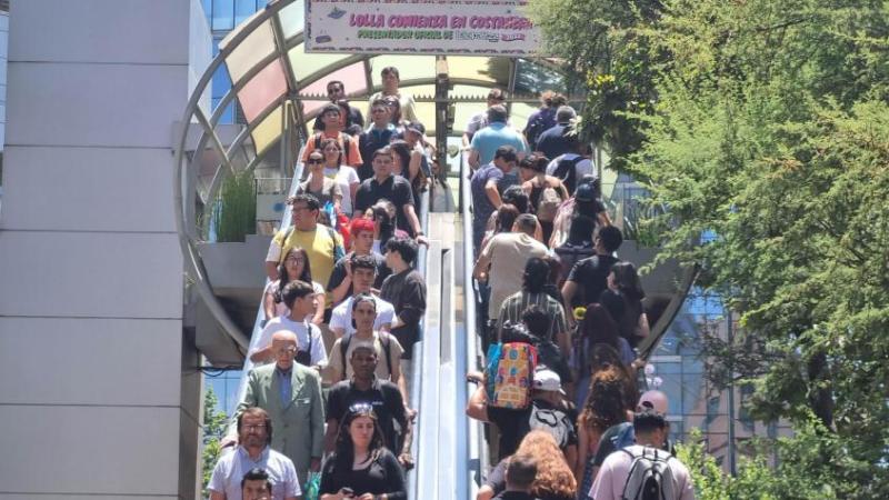 Feriado 21 de mayo - Referencial Agencia Uno