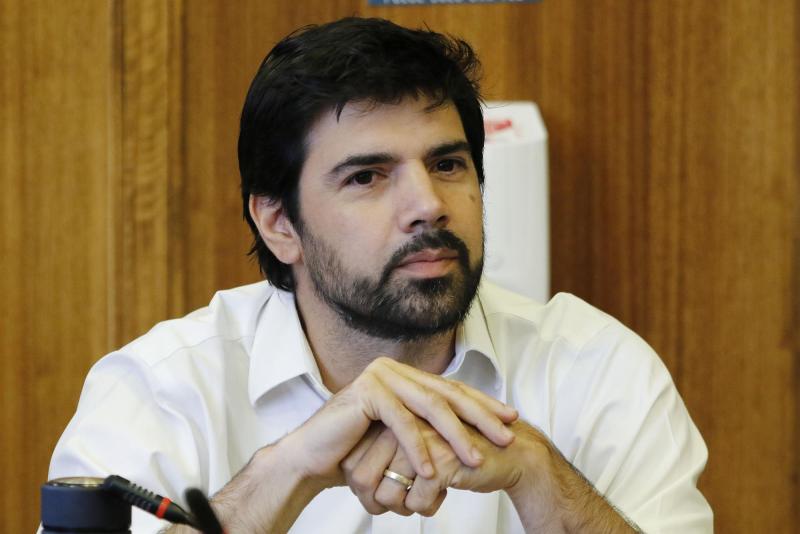 Diputado Joaquín Lavín denunció robo de especies personales - Agencia Uno