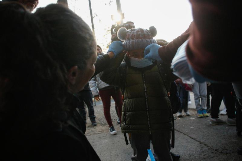 Agencia Uno - Minsal no descarta uso de mascarilla obligatoria