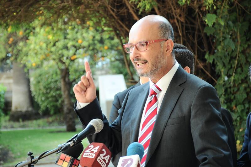 Marcos Ilabaca (PS) y regulación en seguridad: "La derecha impuso que el uso de la fuerza puede continuar incluso después de la detención"