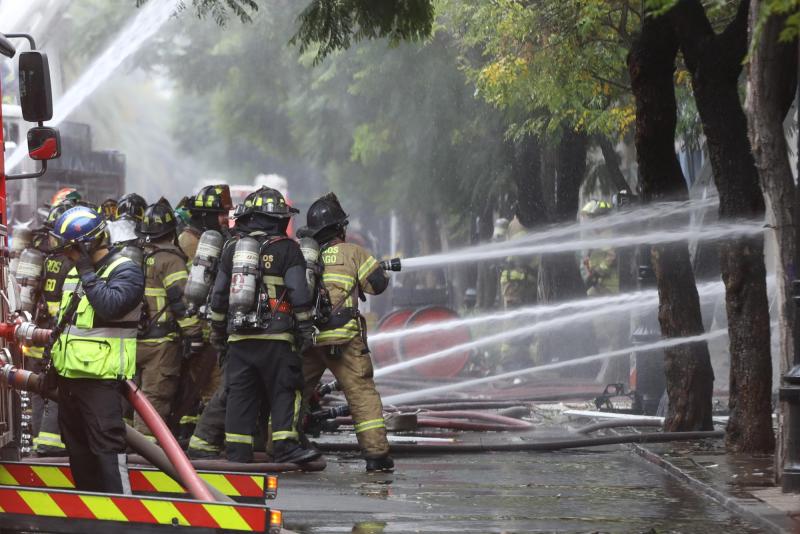 Incendio en el centro de Santiago - Uno