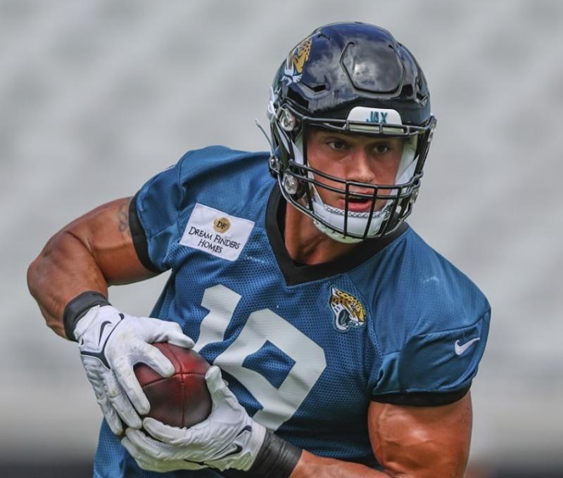 Sammis Reyes está a un paso de concretar su retorno a la NFL. / Foto: @Sammisreyes