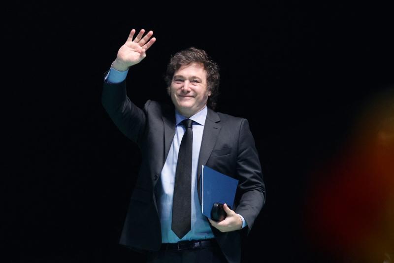 Milei cantará en un show musical para presentar su nuevo libro en Argentina