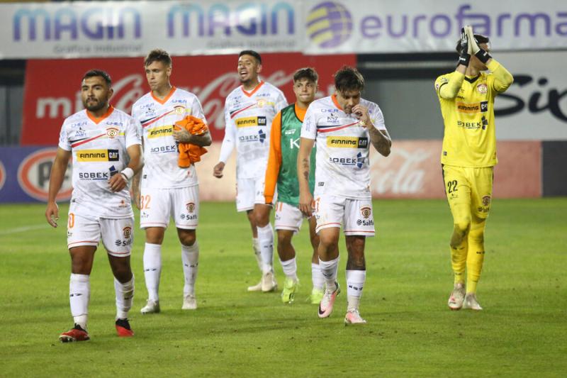 Cobreloa lleva cinco partidos sin saber de triunfos en el Campeonato Nacional - Photosport