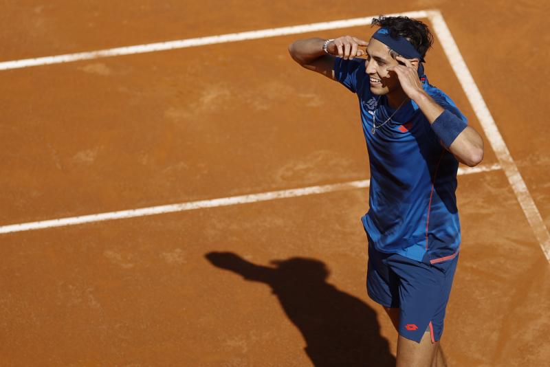 Alejandro Tabilo hizo historia en Roma ante Djokovic / Créditos: Photosport