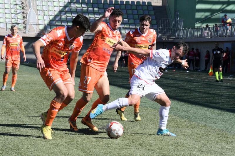 Cobreloa cayó en Copiapó y se complica en el Campeonato Nacional - Crédito: Photosport.