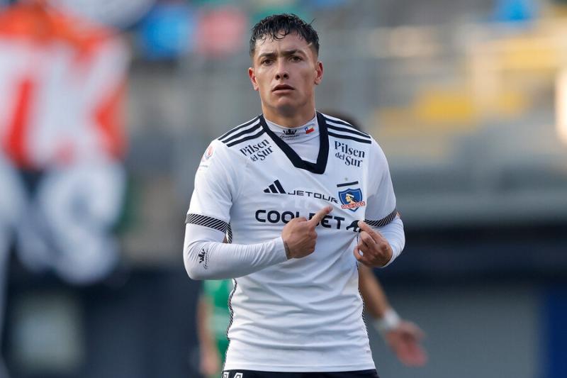 Cristián Zavala podría dejar Colo Colo para partir al fútbol argentino - Crédito: Photosport.