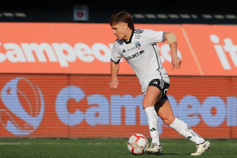 Leonardo Gil termina contrato con Colo Colo a fines de diciembre - Crédito: Photosport.