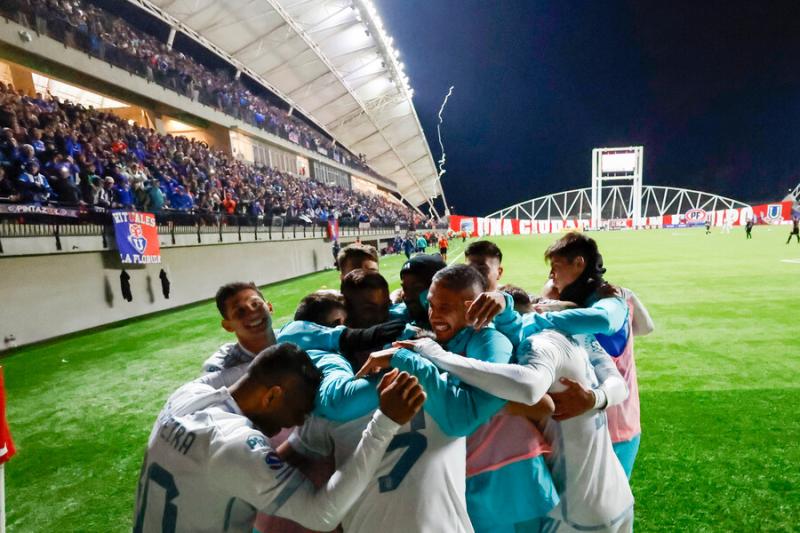 U de Chile venció a Unión La Calera previo al Clásico Universitario - Crédito: Photosport.