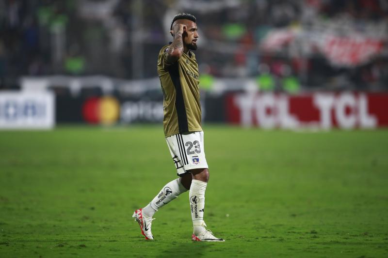 Arturo Vidal quedó fuera del crucial partido de Colo Colo ante Cerro Porteño - Créditos: Photosport