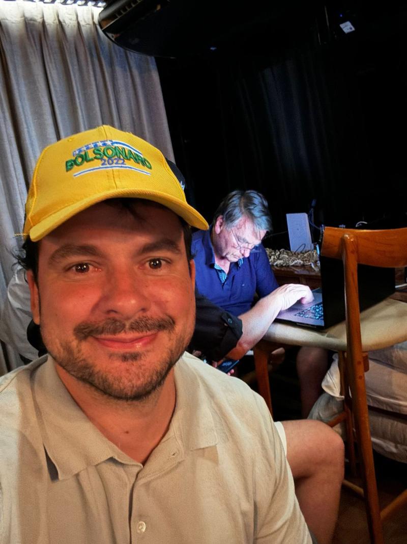 Alberto Neto compartió una foto junto a Jair Bolsonaro