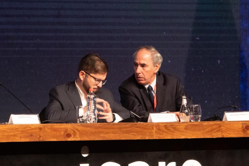 Agencia Uno - Presidente Boric y líder de la CPC