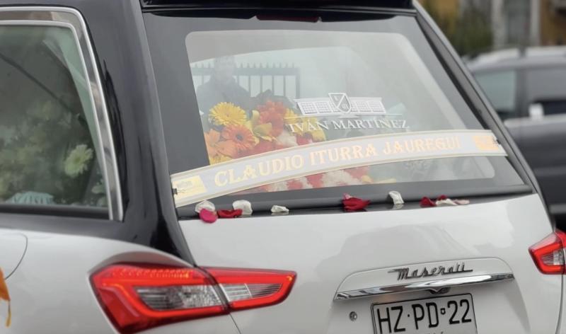 T13.cl - Emotiva despedida a Claudio Iturra en Canal 13