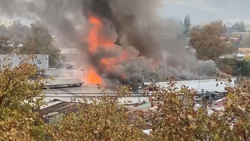 Incendio en Mercado Condell de Barrio Italia