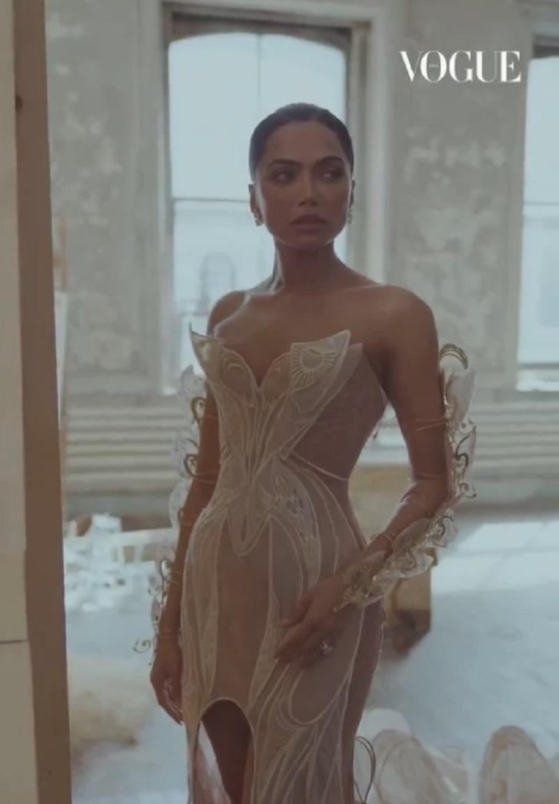 X - Mona Patel para Vogue (vestido para la Met Gala)