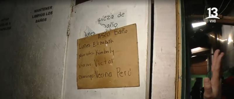 T13 - Así son las piezas que arriendan en toma de Santiago Centro