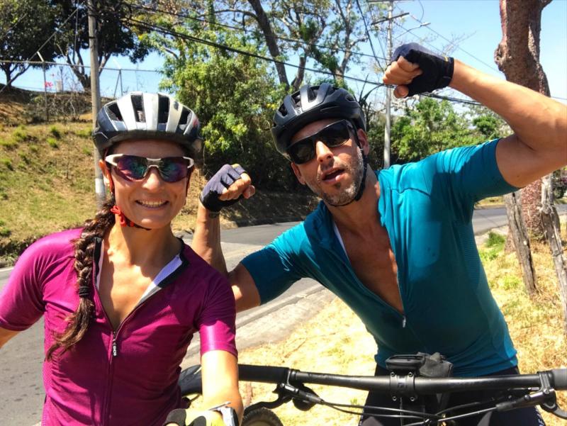 Instagram - Verónica Bravo junto a su esposo