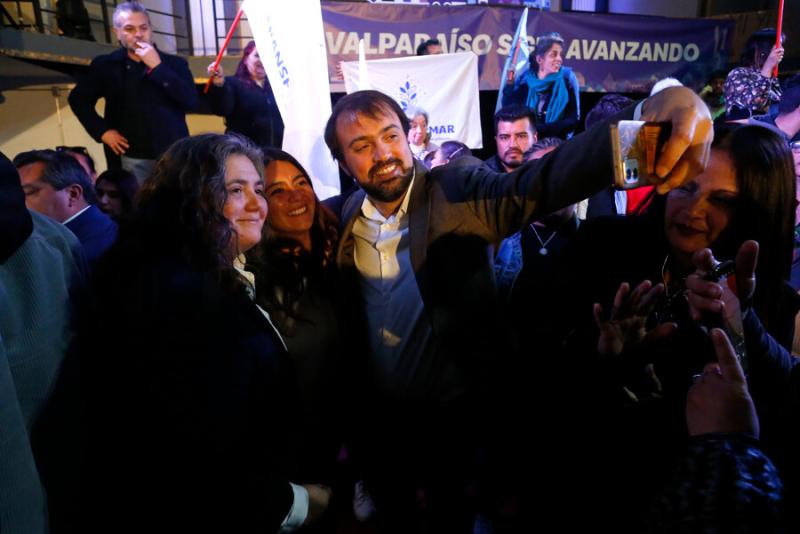 ATON - Carla Meyer y alcalde de Valparaíso, Jorge Sharp