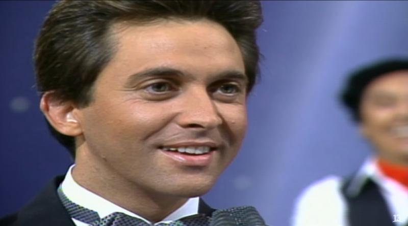 Youtube (REC Online) - Tony Kamo en Viva el Lunes