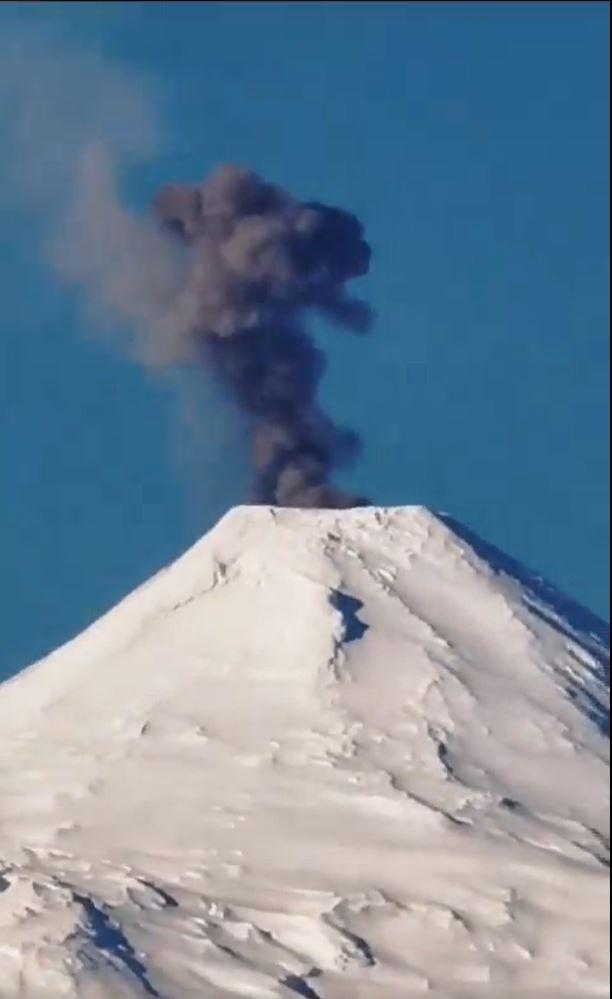 Imágenes de la actividad del volcán Villarrica - Twitter
