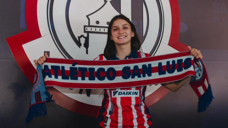 Isidora Olave en su nuevo club - Créditos: Atlético San Luis