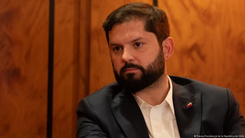 Gabriel Boric durante su entrevista con DW.