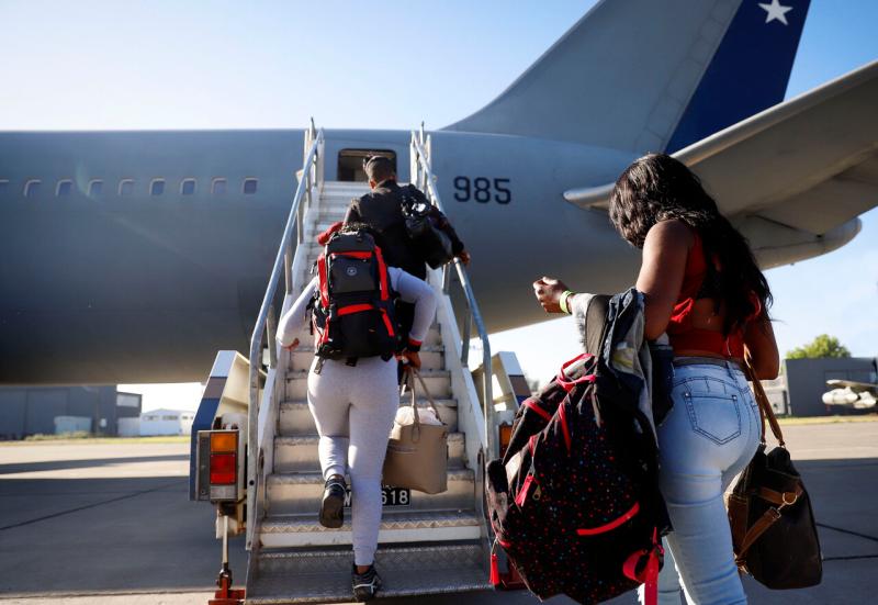 Agencia Uno - Hasta 80% de descuento en algunos casos: Las ofertas de las aerolíneas para el Cyber Day 2024