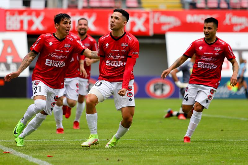 Branco Provoste continuará su carrera en Deportes Limache - Créditos: Agencia Uno